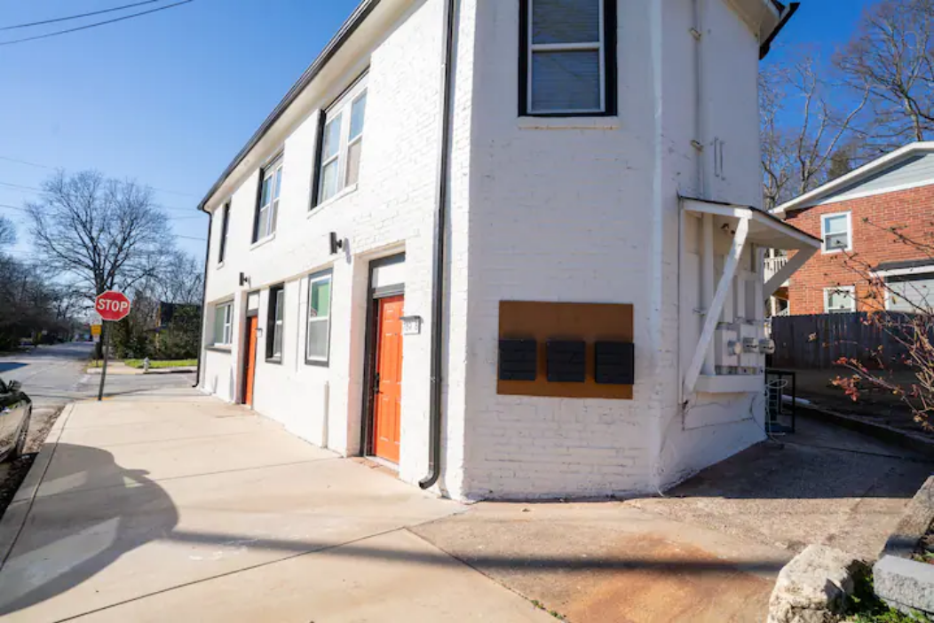 Quaint ATL Studio Oasis - Photo 6 of 7