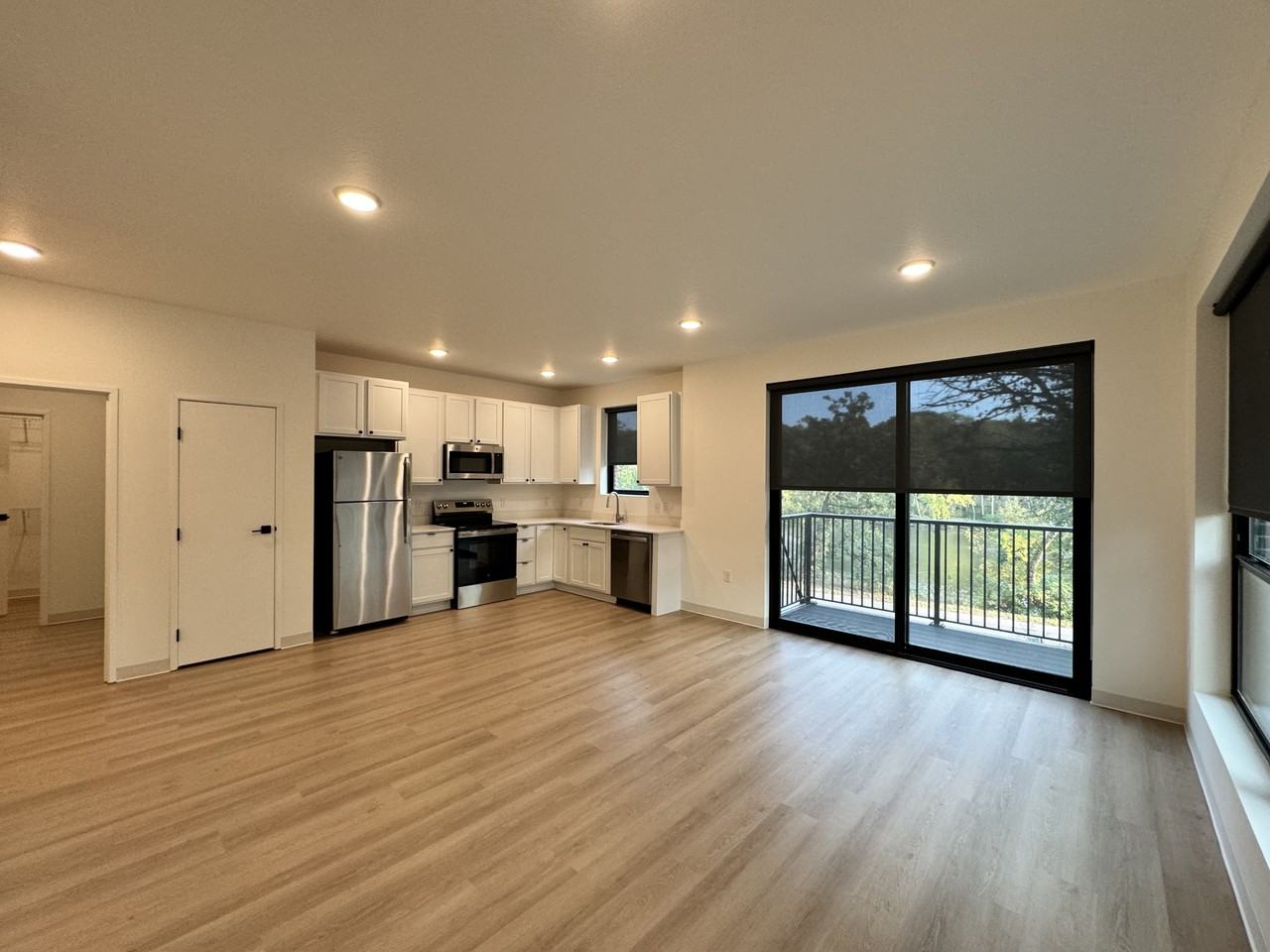 Palisades - Photo 5 of 50