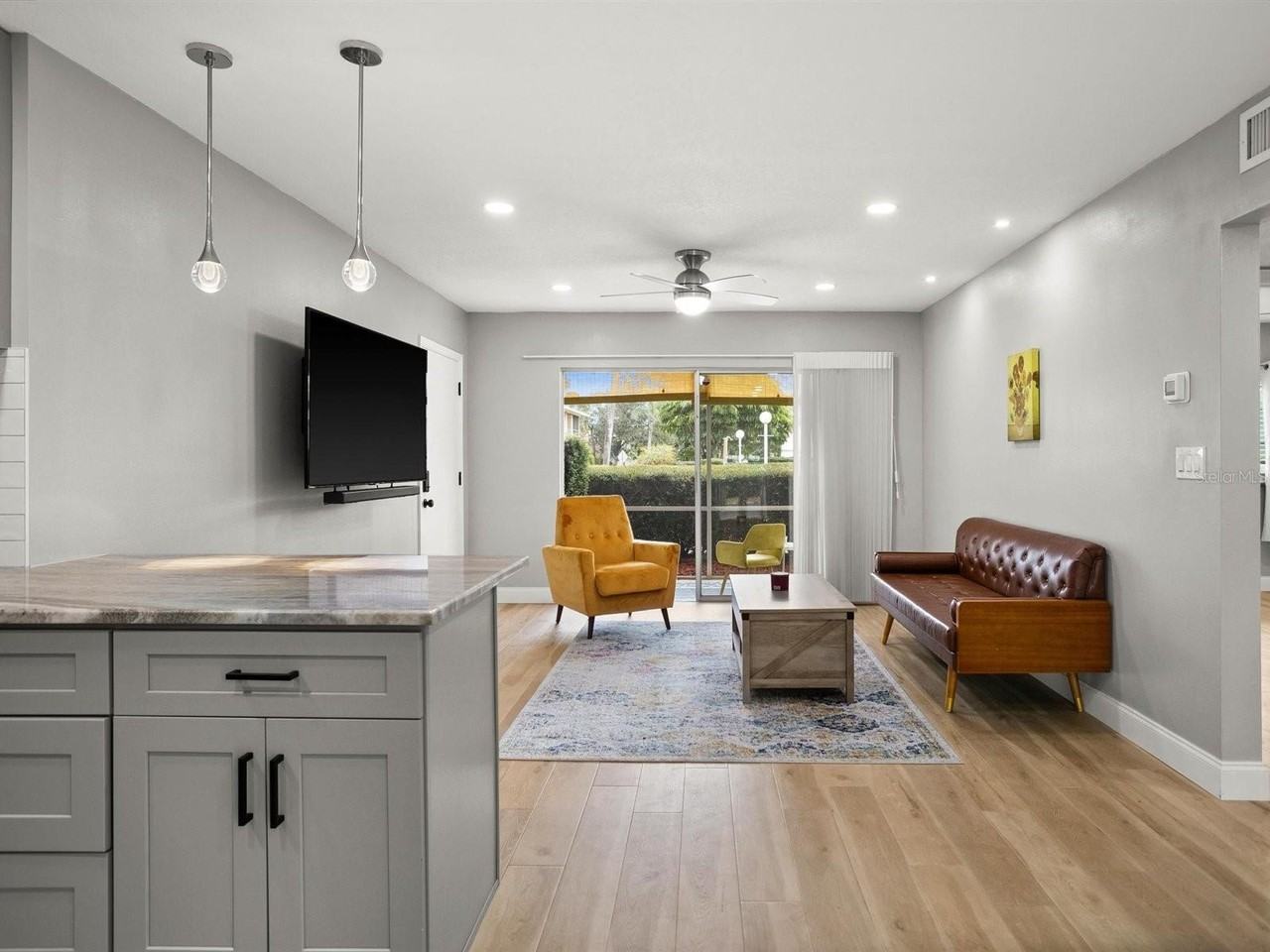 8303 Bardmoor Blvd #105 - Photo 4 of 50