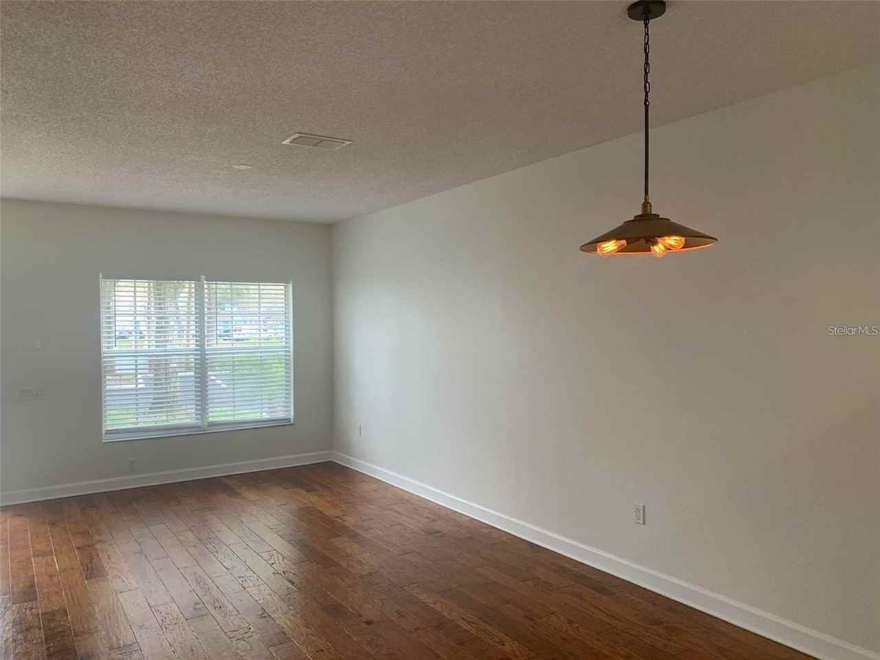 8602 Hunters Key Cir - Photo 7 of 50