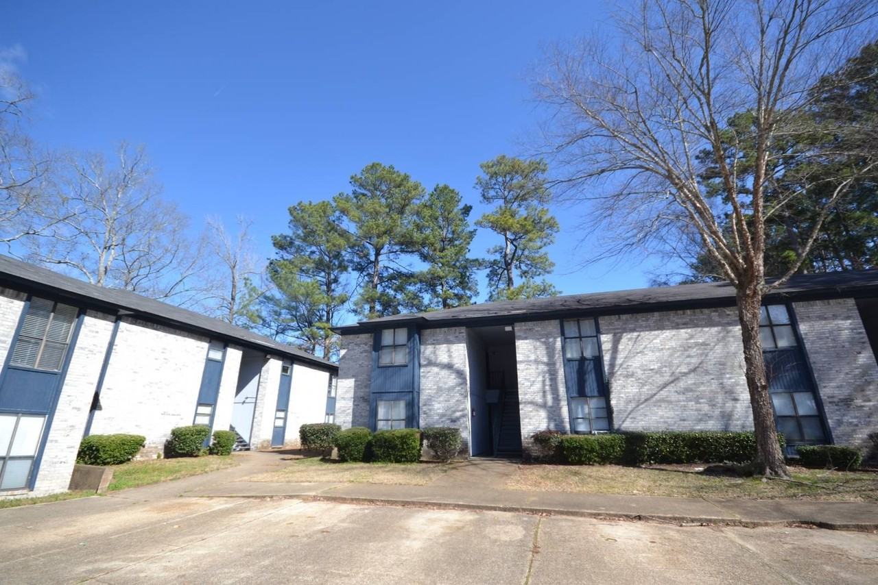 2212 Lacari - Photo 4 of 23