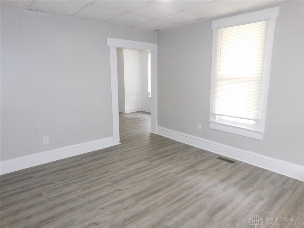 502 N Belmont Ave - Photo 3 of 14