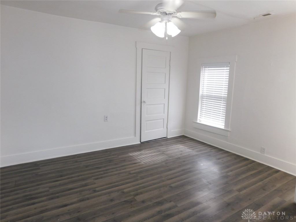 1111 W Mulberry St ##1/2 - Photo 2 of 10