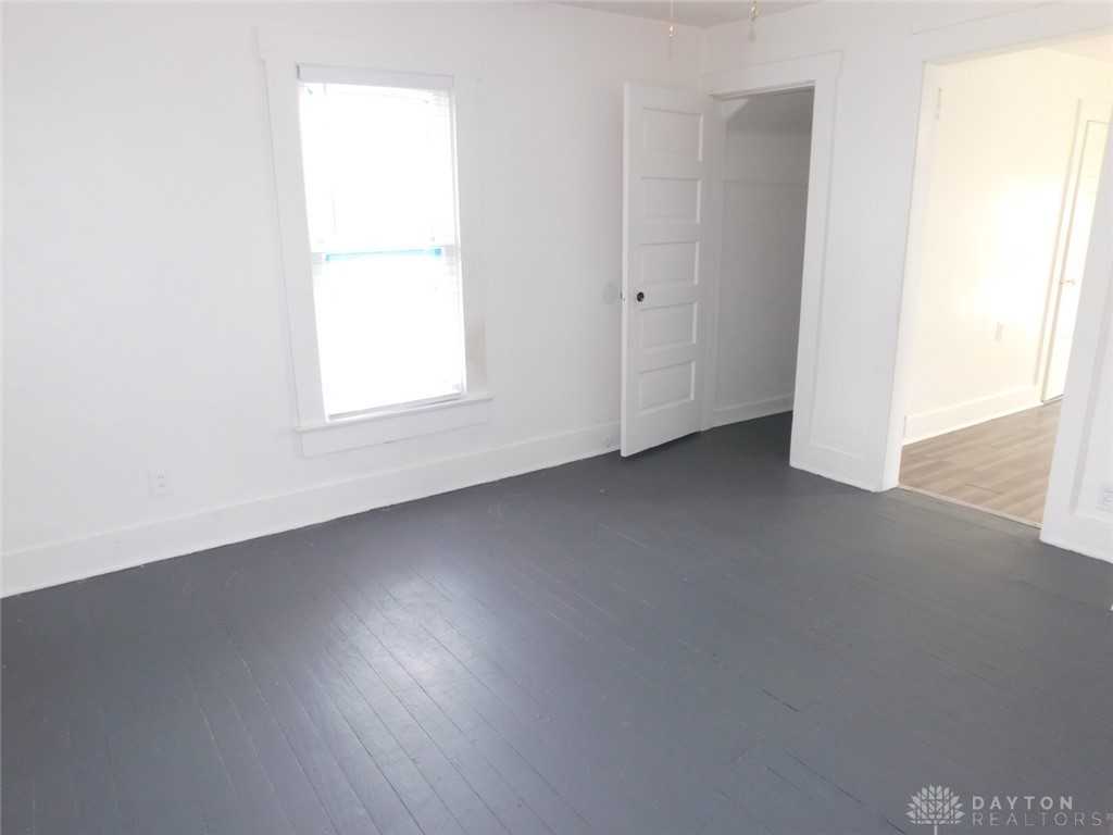 1111 W Mulberry St ##1/2 - Photo 5 of 10