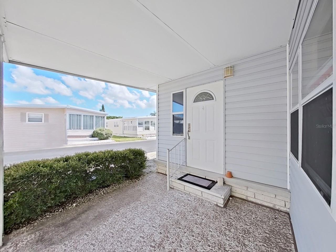 313 Sago Palm St - Photo 3 of 16