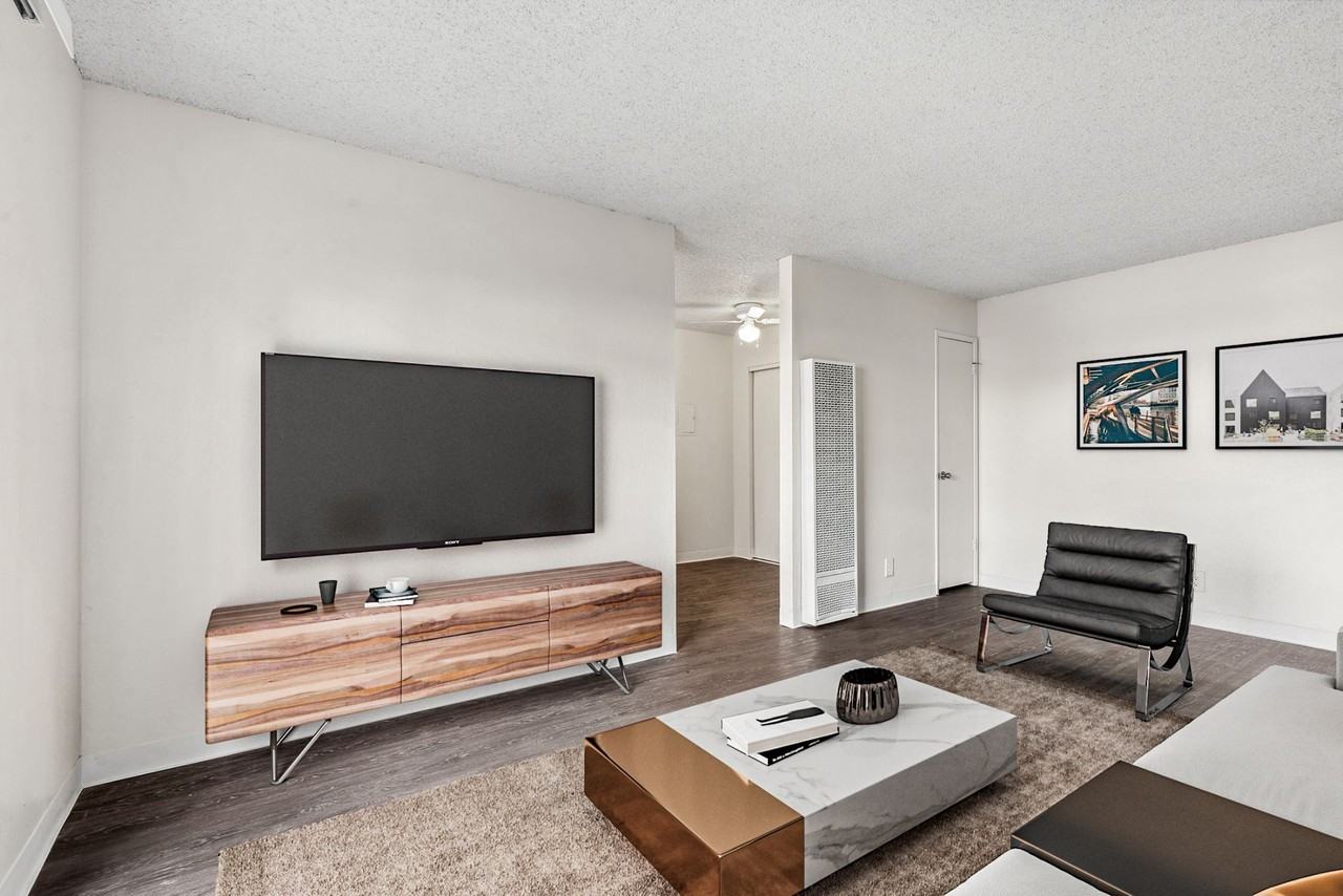 Clayton Crossing Apartments - Photo 7 of 47