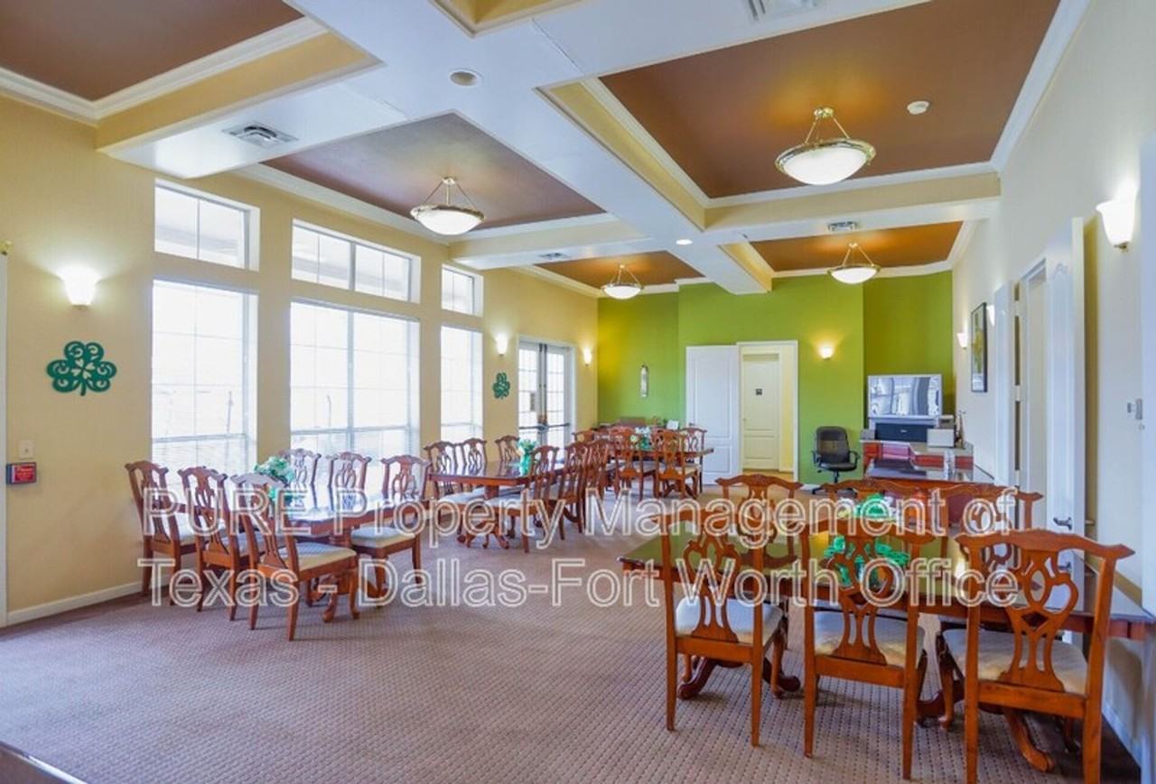 $500.00 off Move In SPECIAL - Photo 3 of 14