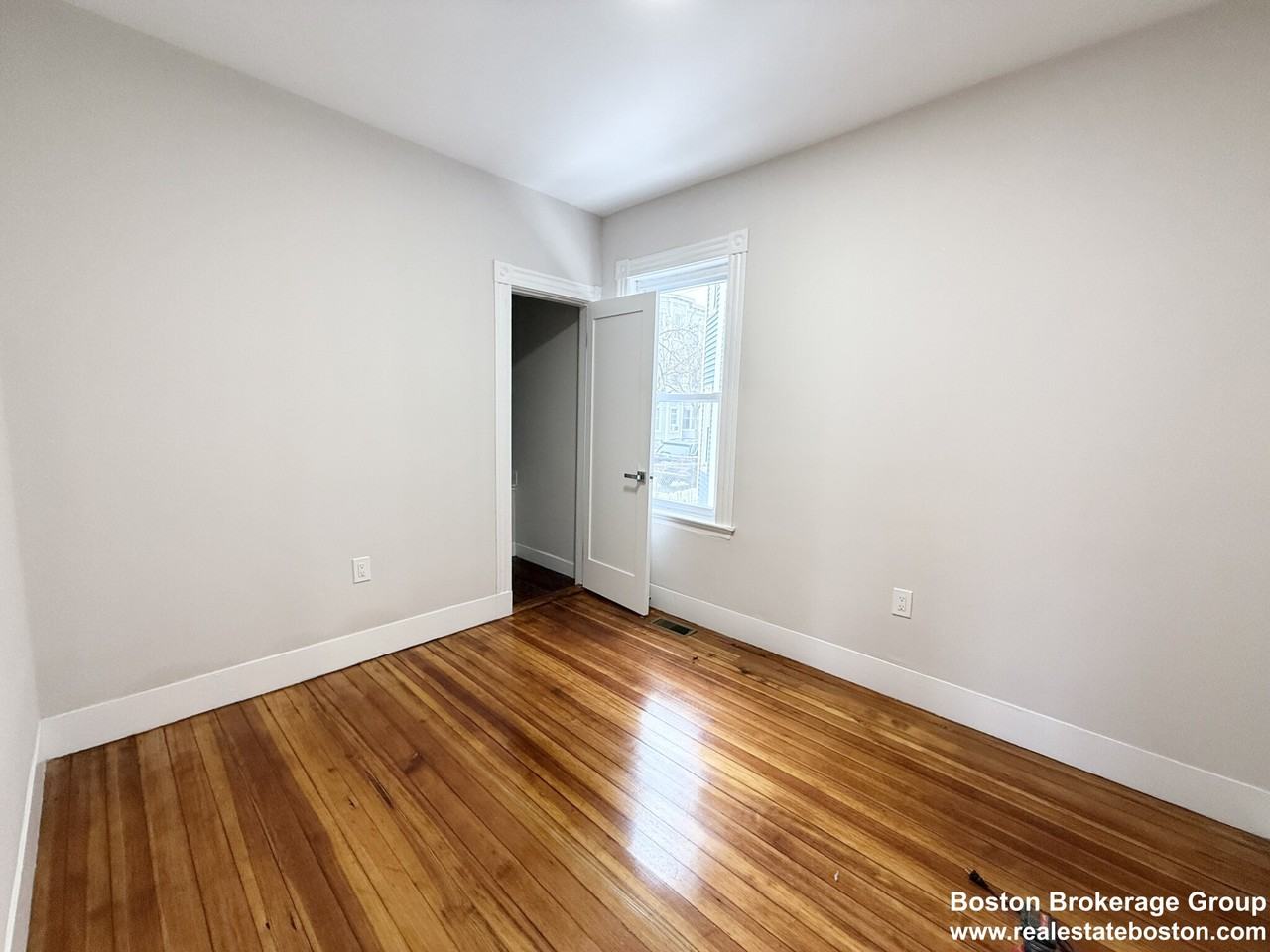 36 Raven St #1 - Photo 6 of 9
