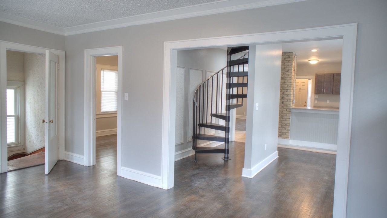 2977 N Murray Ave - Photo 7 of 20