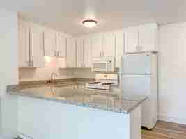 featured image of 2227 Northrop Ave