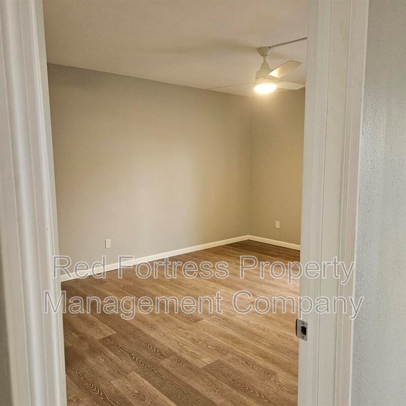 12501 Mcgregor Blvd #23 - Photo 2 of 6