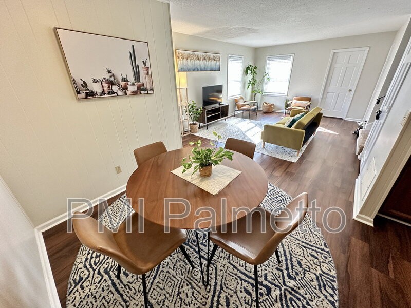 2405 Duncan St - Photo 6 of 31
