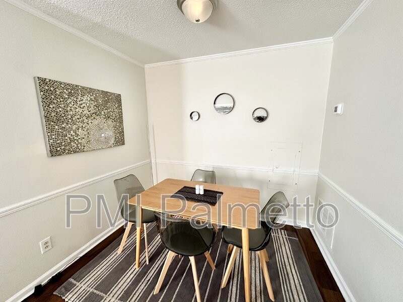 2407 Duncan St - Photo 6 of 29