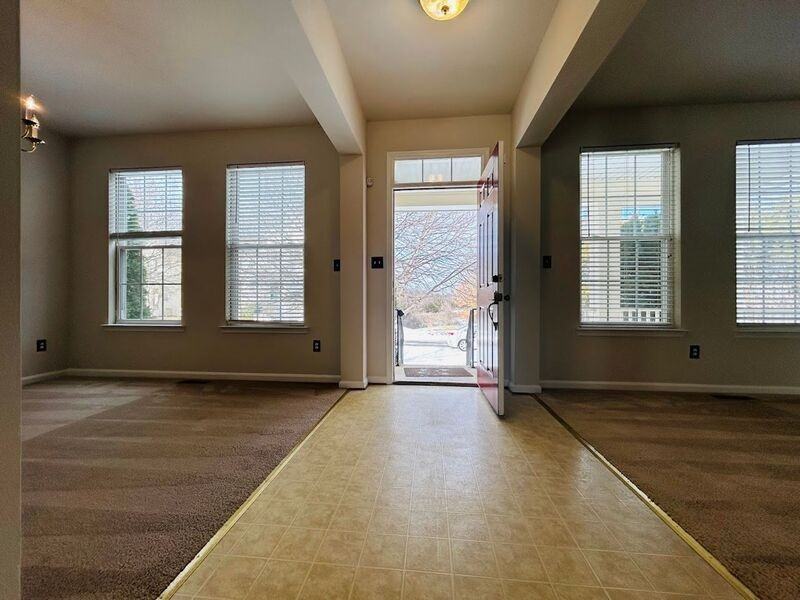 11913 Bethany Springs Mews - Photo 2 of 50