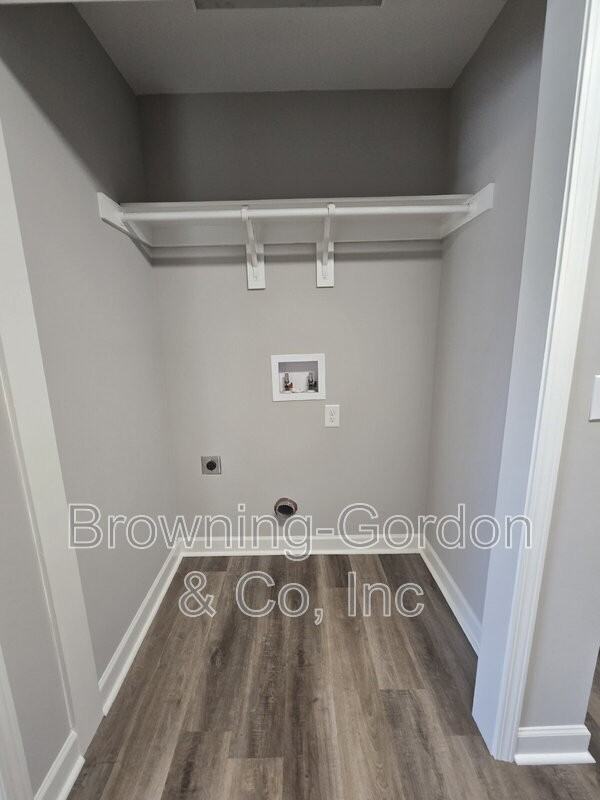736 Baugh Rd - Photo 5 of 8