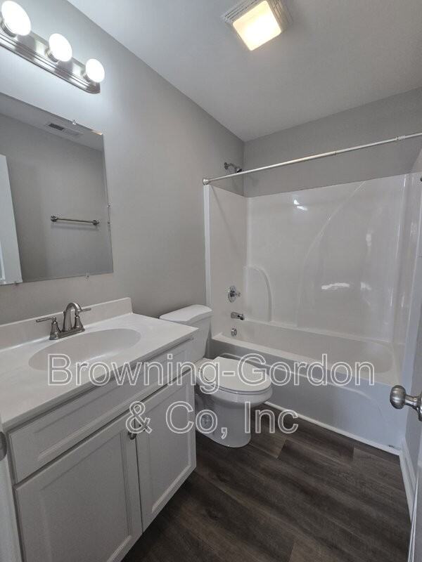 736 Baugh Rd - Photo 6 of 8