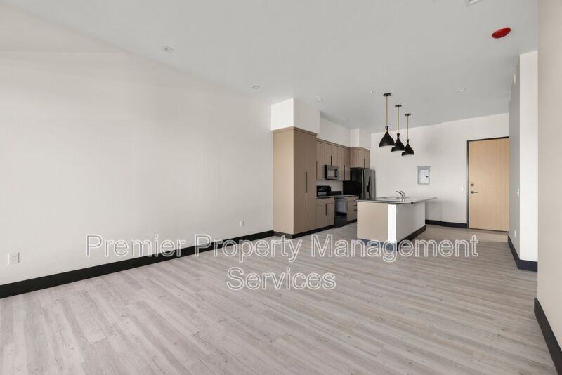 2310 1st Ave N #301 - Photo 3 of 29