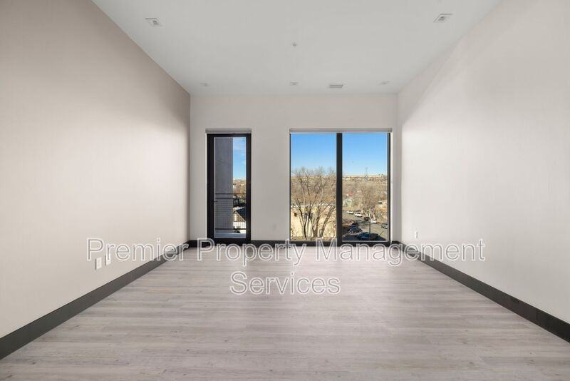 2310 1st Ave N #301 - Photo 5 of 29