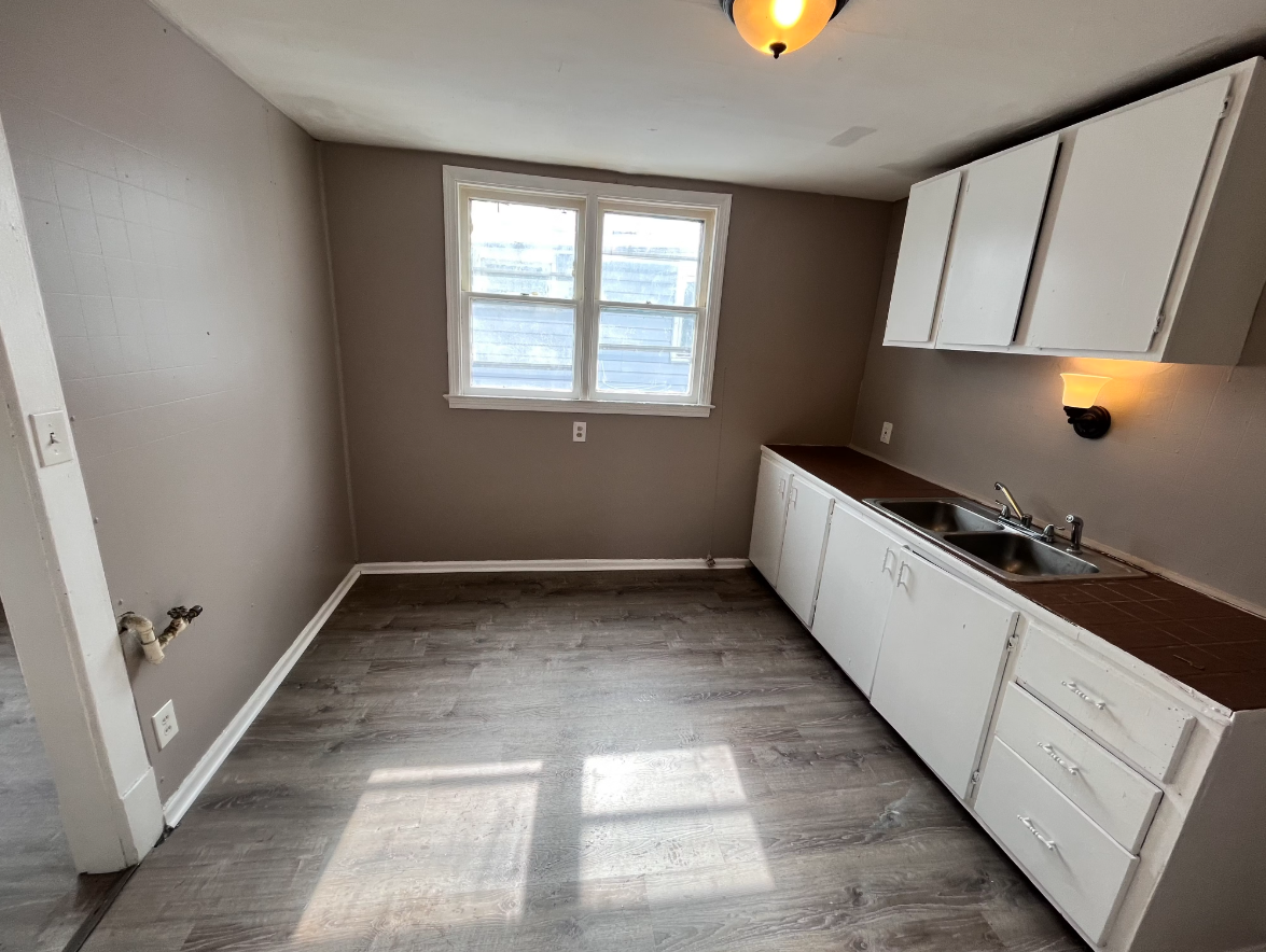 52 Stevens Ave - Photo 3 of 14