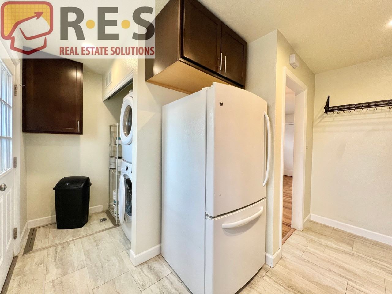 3245 S Humboldt St - Photo 5 of 15