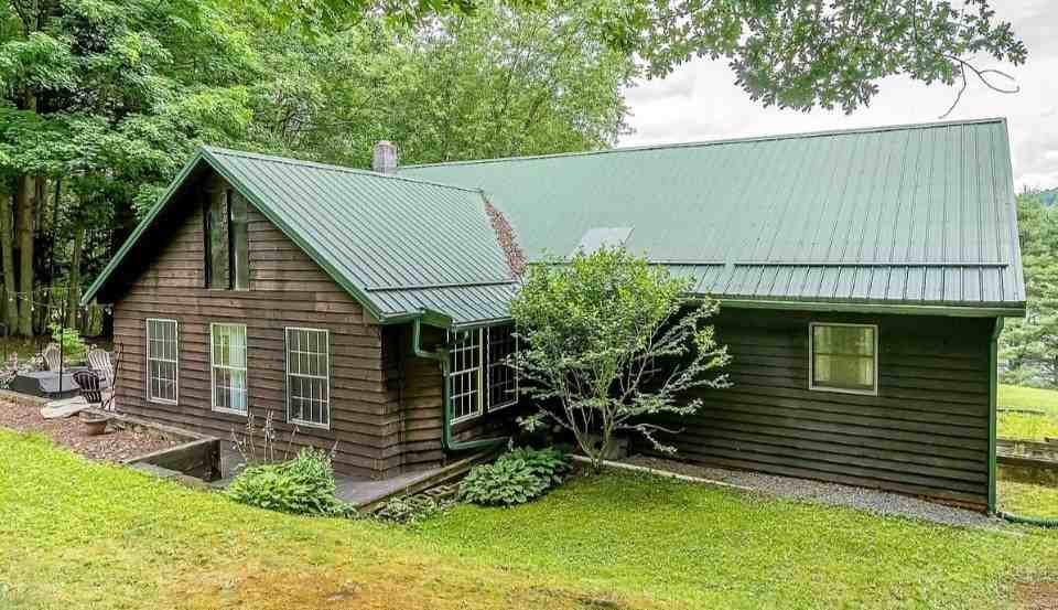 704 Old Crellin Rd - Photo 2 of 17