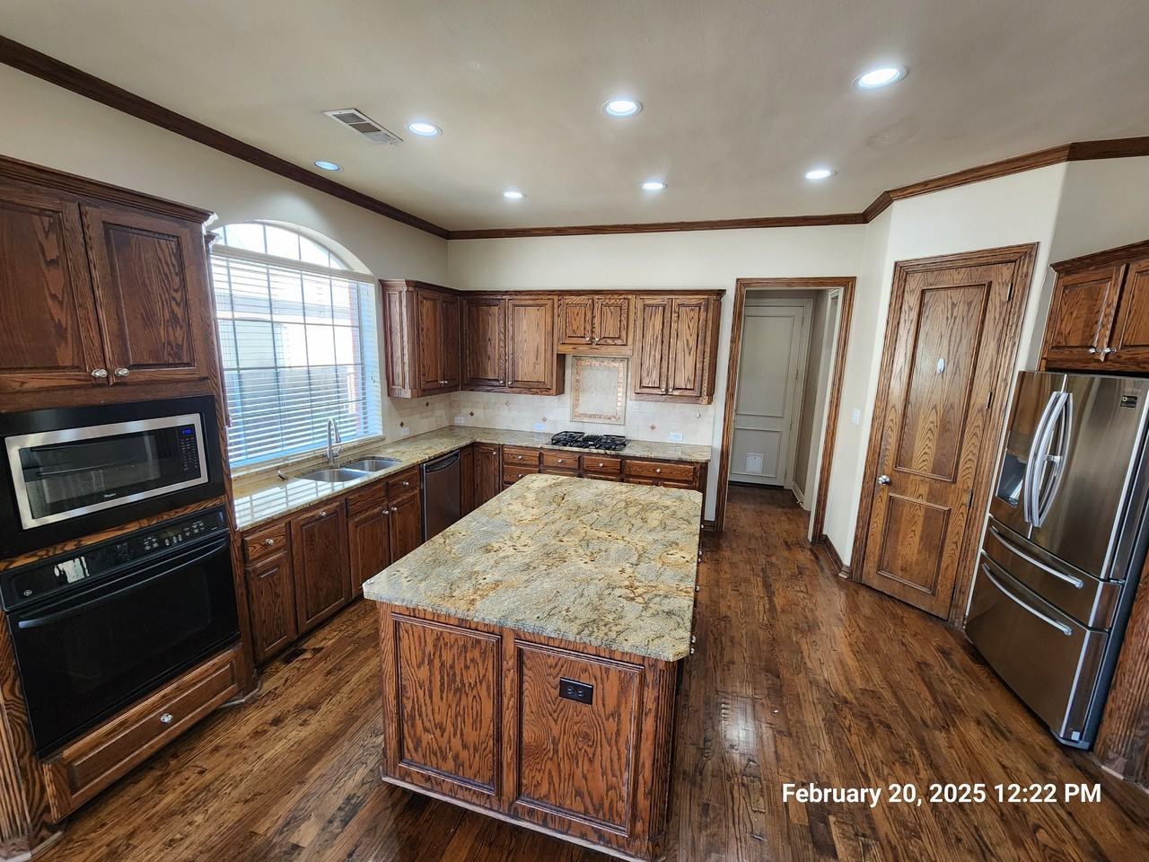 615 Wills Point Dr - Photo 3 of 41