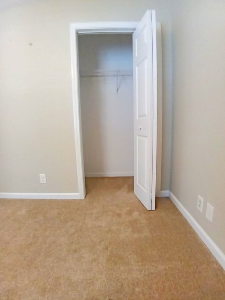 664 Tupelo Ln #8B - Photo 7 of 15