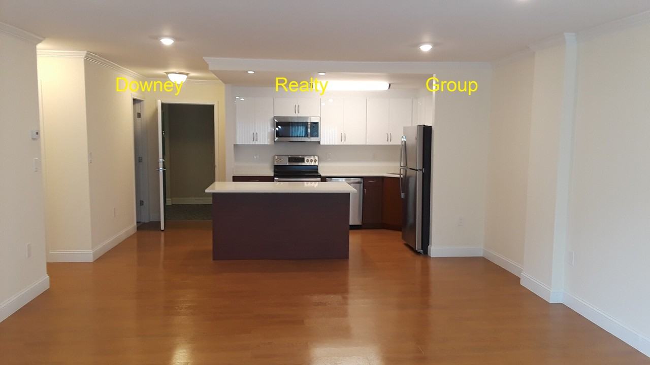 Temple St - Photo 2 of 19