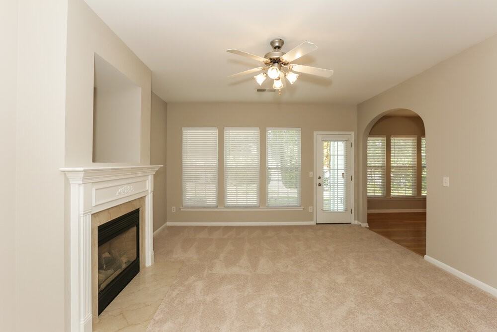 2542 Carmathen Rd - Photo 2 of 15