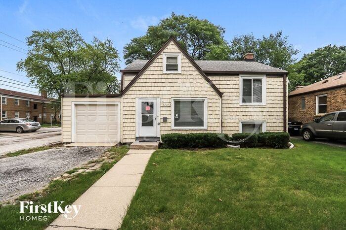 2219 S 13th Ave - Photo 2 of 15