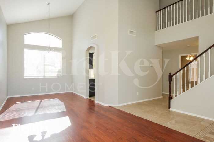 8825 W Quail Ave - Photo 2 of 15