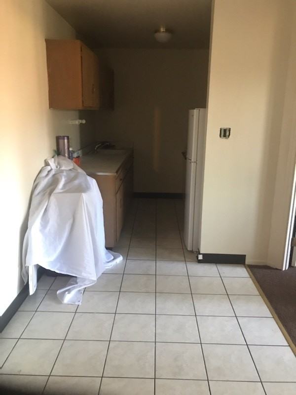 2740 College Ave. - Photo 5 of 50