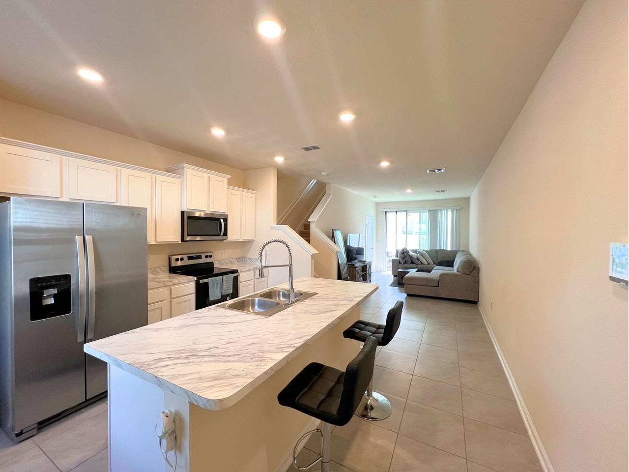 951 Rotary Rd - Photo 3 of 15