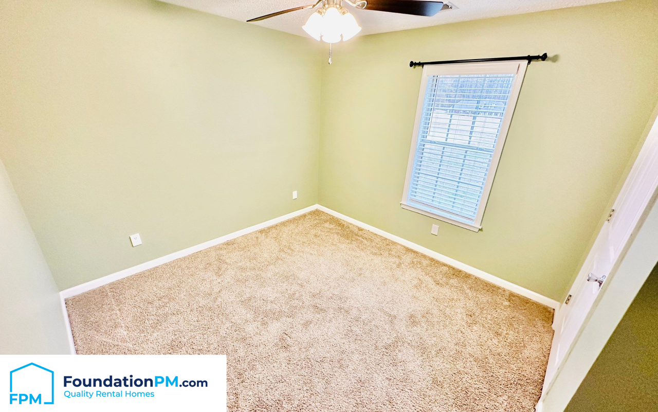 86 Haley Ln - Photo 3 of 13