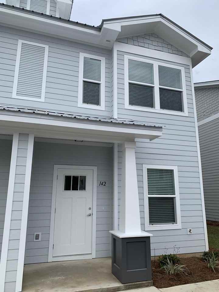 142 N Sand Palm Rd #1