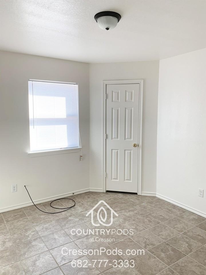 9104 Putteet Rd - Photo 4 of 23