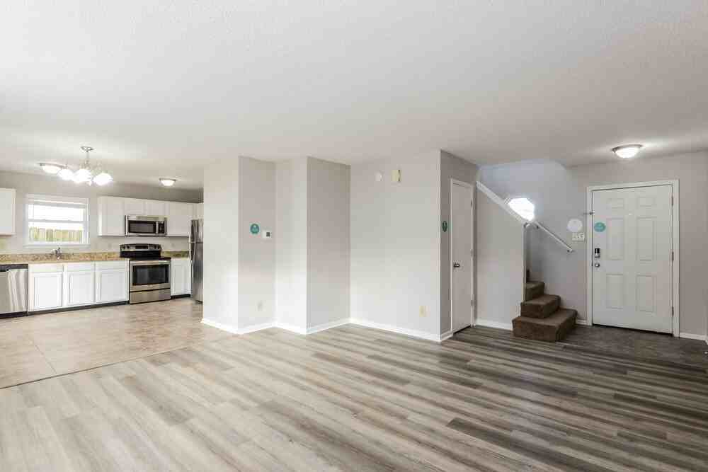 6812 Everbloom Ln - Photo 5 of 17