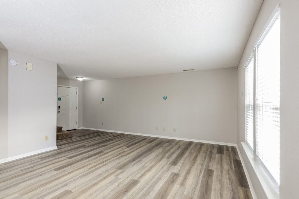 6812 Everbloom Ln - Photo 6 of 17