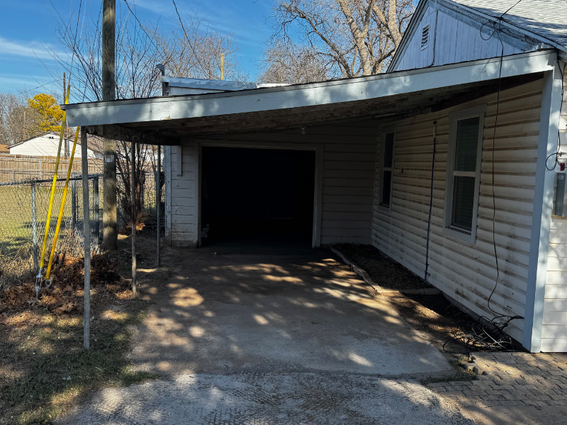 124 Avenue E - Photo 3 of 15