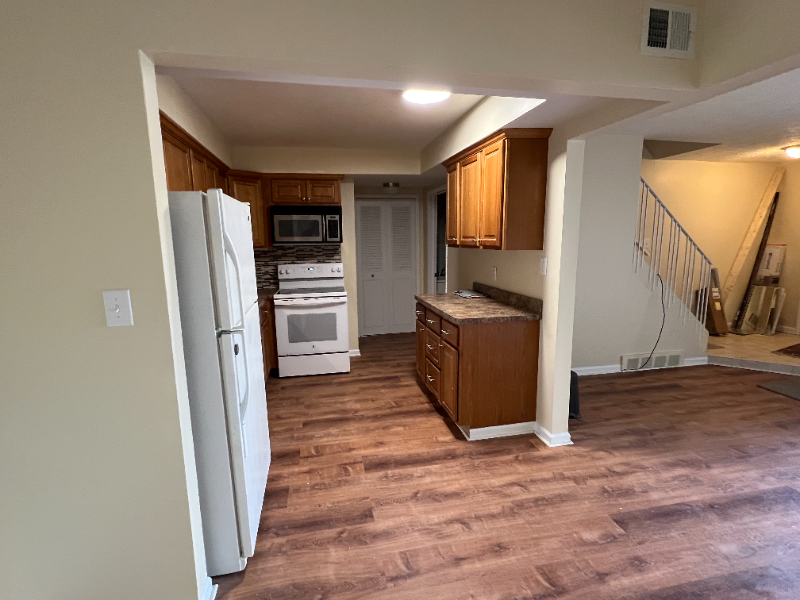 8235 Karam Blvd #B - Photo 7 of 12