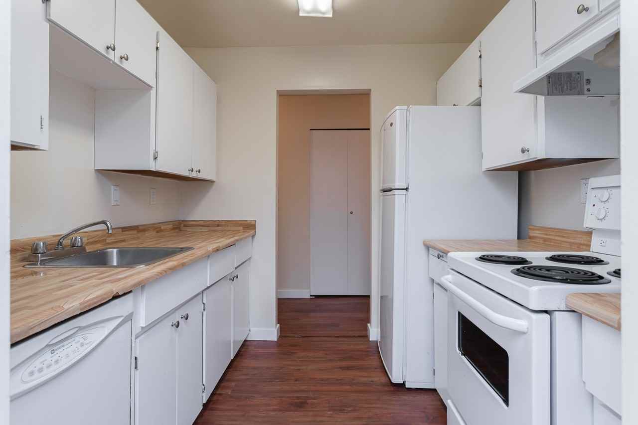 Doncaster Apartments - Photo 2 of 11