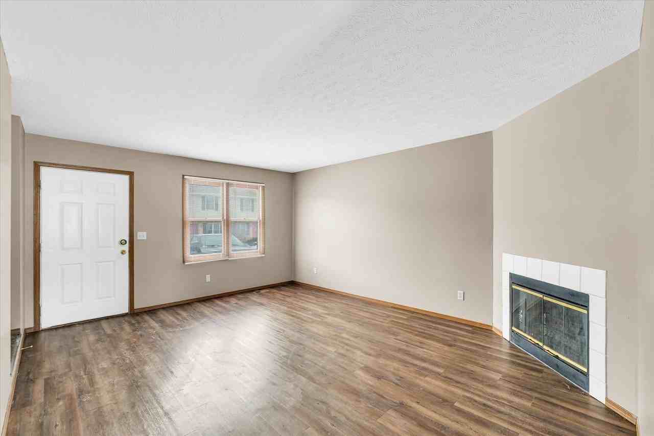 2412 Clearwater - Photo 3 of 34