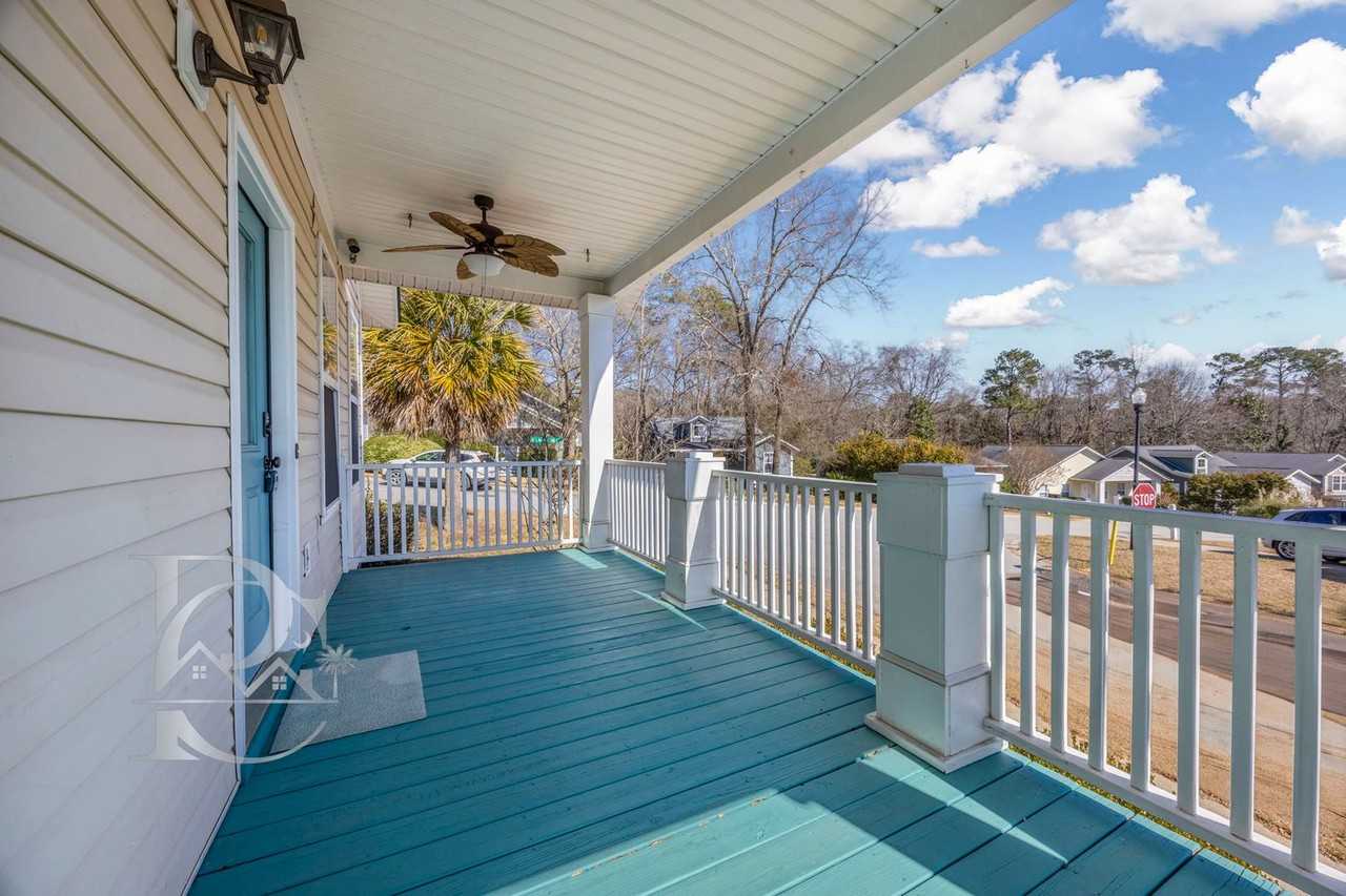 100 Waxberry Cir - Photo 2 of 27