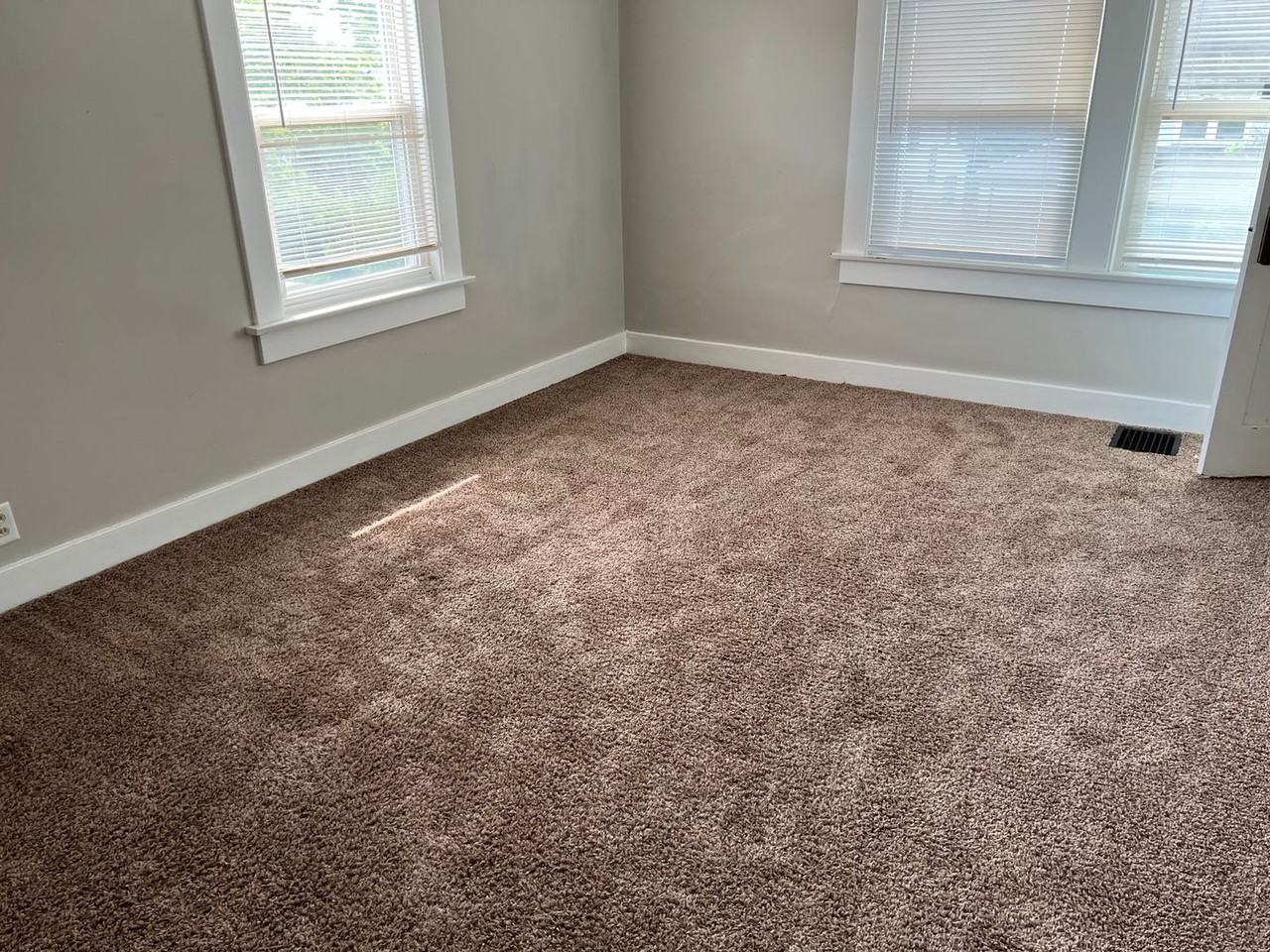 53 E Bruce Ave - Photo 7 of 15