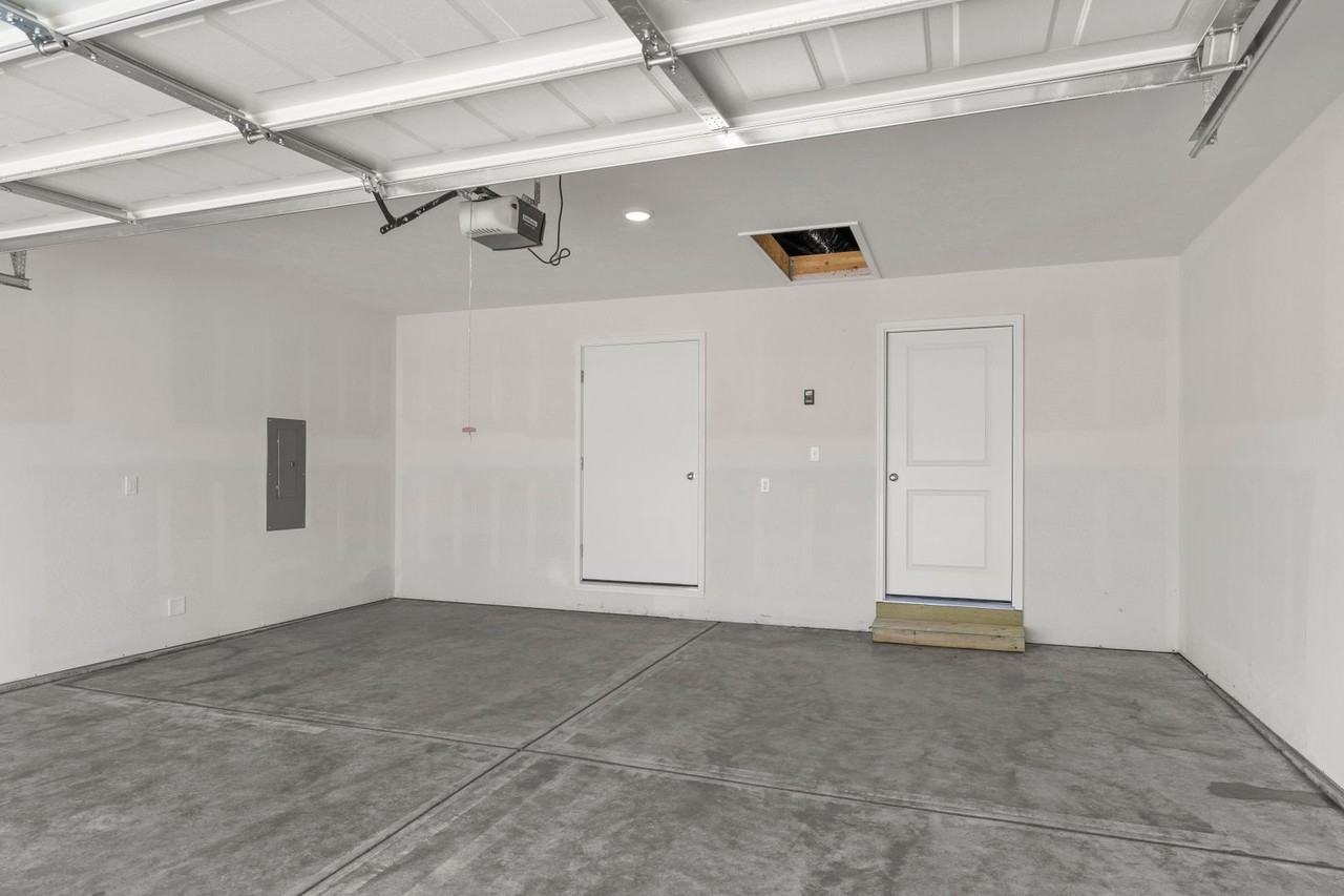 794 W Cherokee Way - Photo 3 of 26