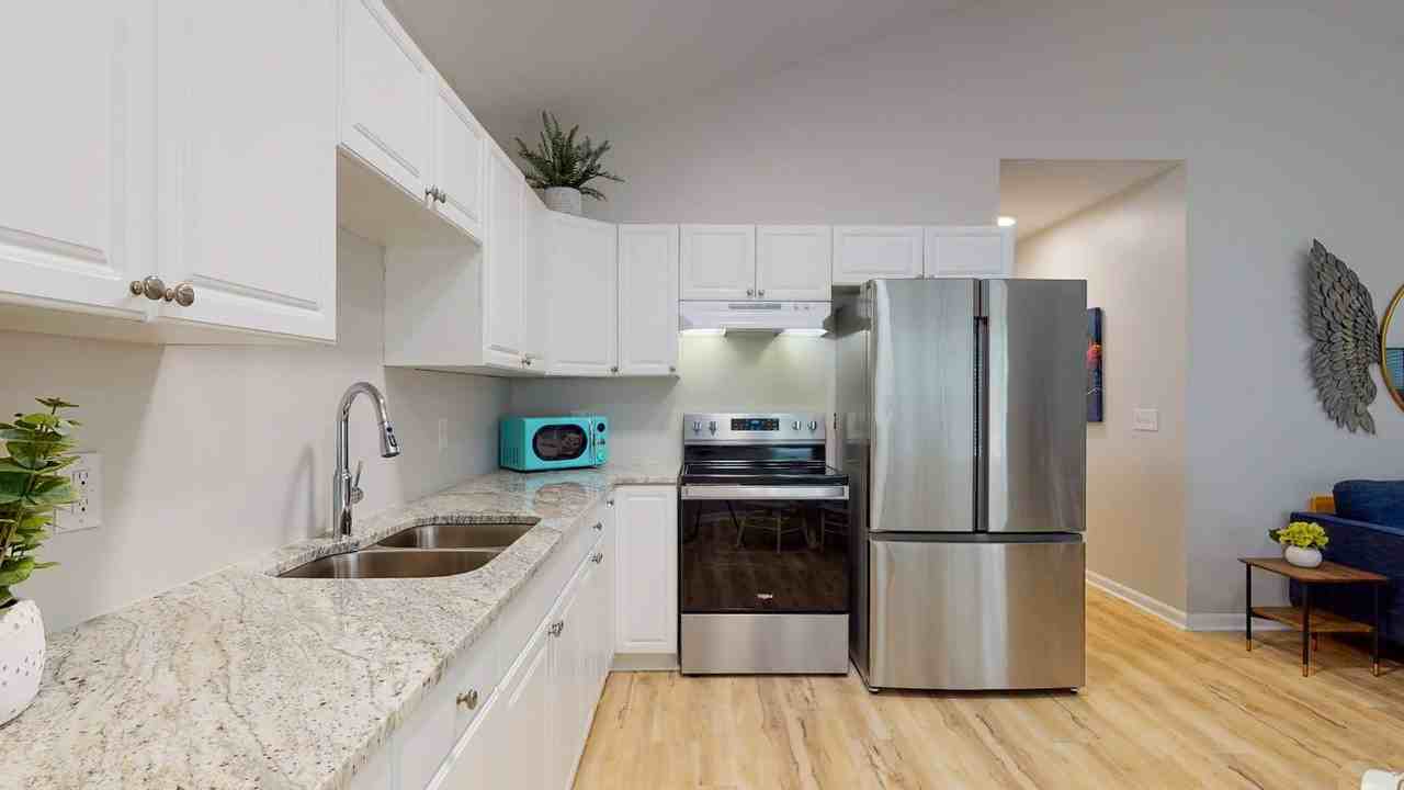 511 S 10th St Unit 2 #2UP - Photo 6 of 25