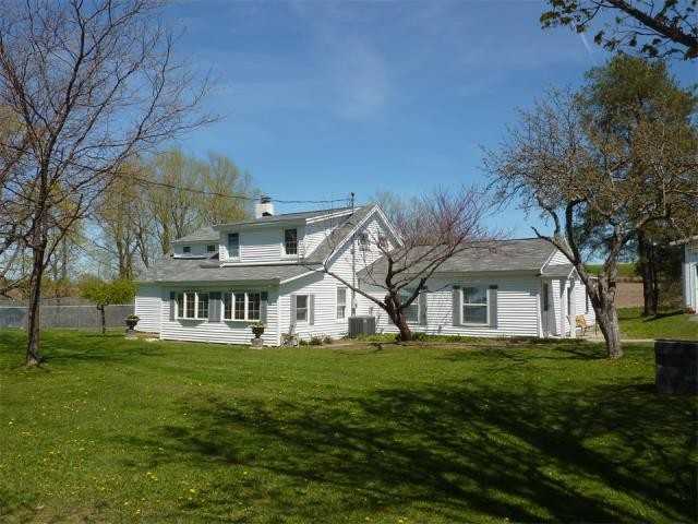 3074 Amber Rd - Photo 2 of 6