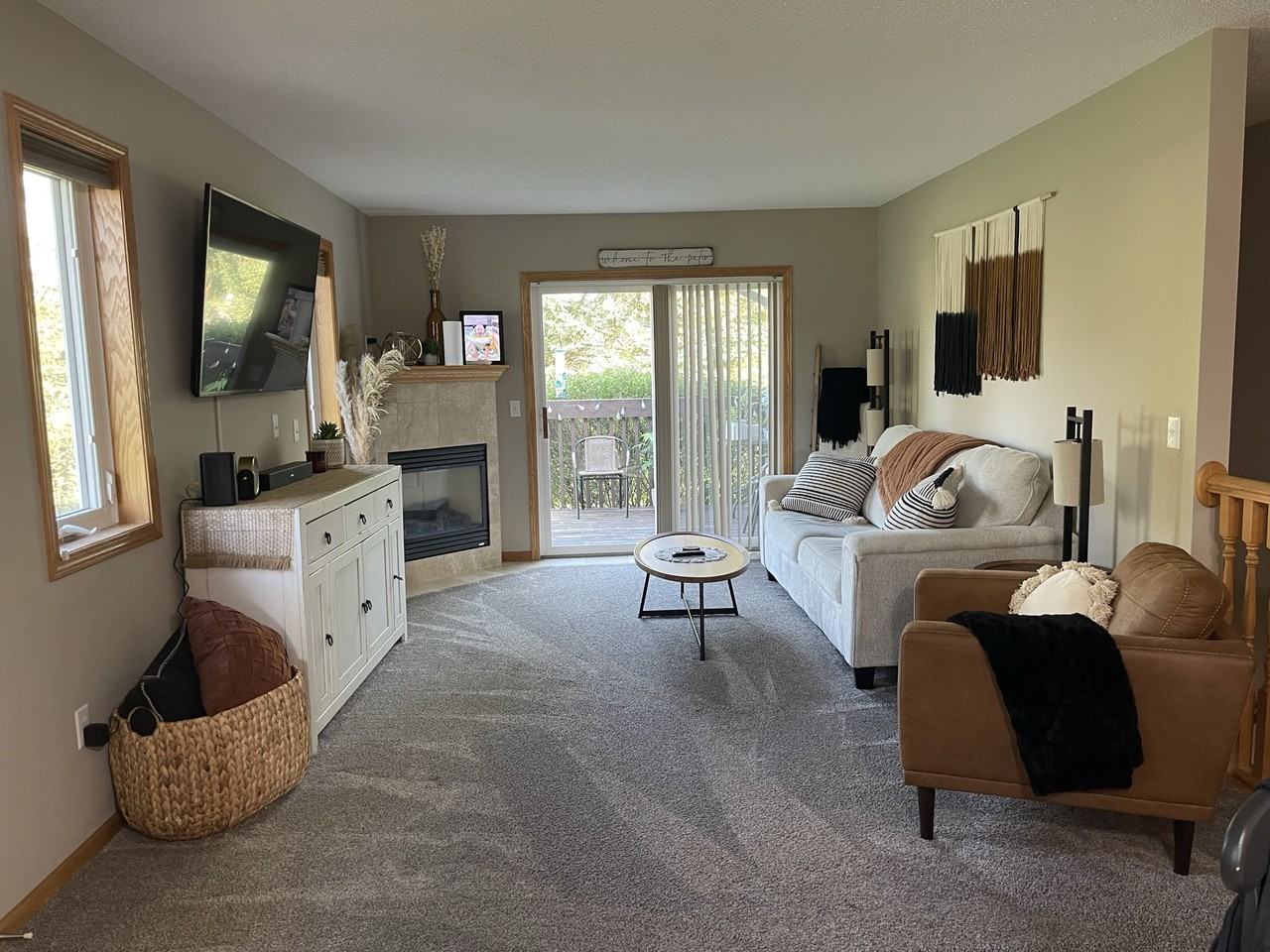 685 Independence Dr #NA - Photo 2 of 19