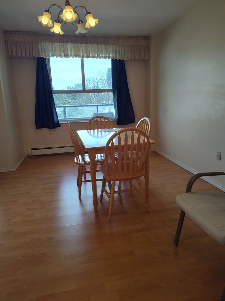 58 Bridgeport Rd E #1 - Photo 7 of 46