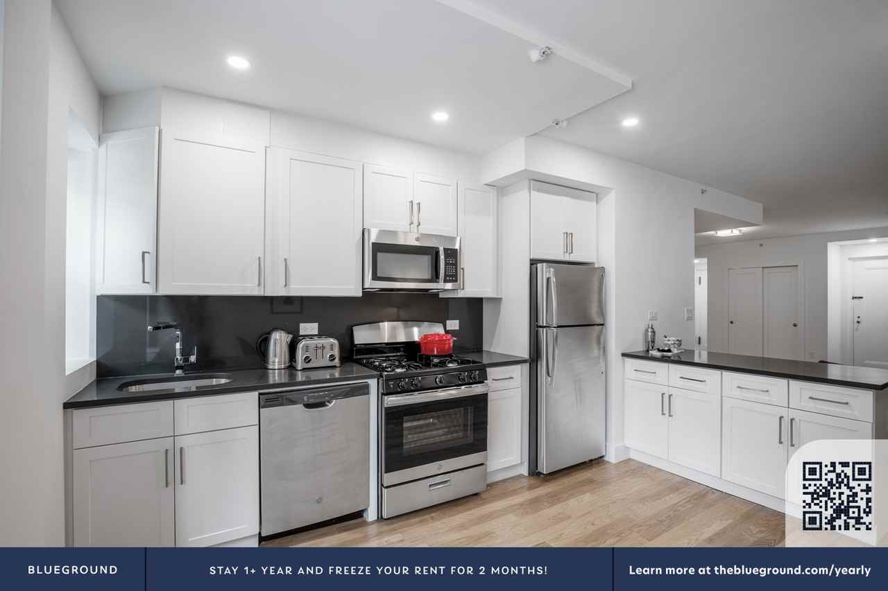 10 W 65th St #294 - Photo 7 of 28